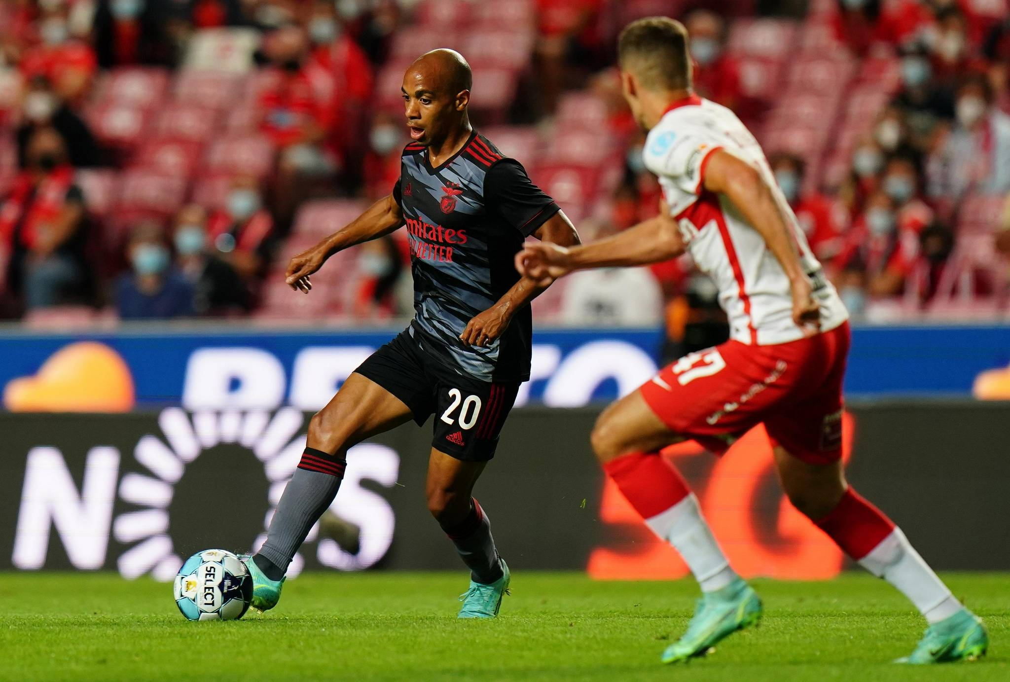 开云体育app下载关于本菲卡发布备战花絮，赛后手感冰凉，意甲任务艰巨，数据趋势出现新变化的信息